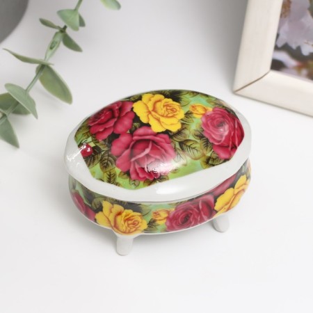 Coramics box on the legs "bush with roses" 6.1x7.7x4.8 cm