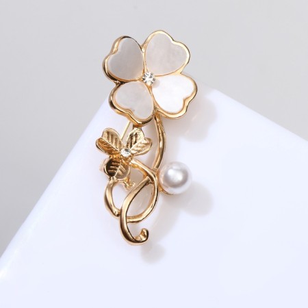 Brooch "Flowers" clover with bead, white color in gold-2