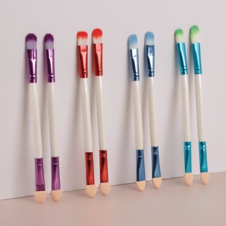 A set of makeup brushes, bilateral, with an applicator, 12.5 (+/- 1) cm, 2 pcs, color mix-5