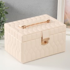 Casket to the leatherette for jewelry 
