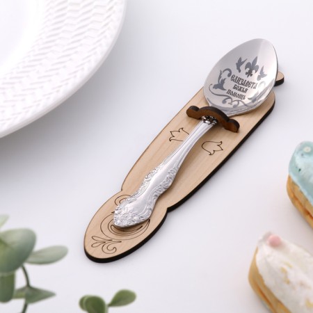 A spoon is registered, tea, with an engraving "Elizabeth", h = 14