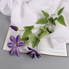 Artificial flowers 