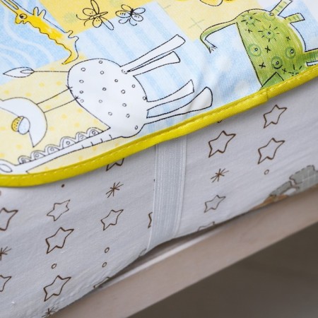Adhesive-a dagger 70x100 cm., With holdings-holders, the color of the yellow-blue-5