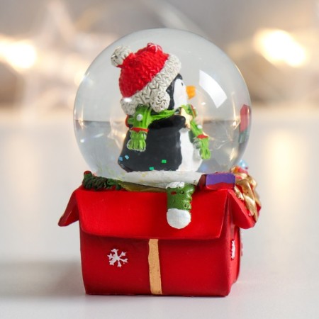 Souvenir Polystone Water Ball "Penguin on a gift" 4.5x4x6.5 cm-2