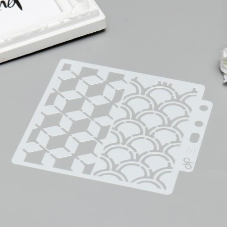 Plastic stencil "Scales and rhombuses" 13x14 cm-1