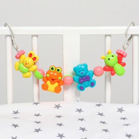 Stretching to a stroller/crib "Bear and Friends", 4 toys, color mix, crush me-8