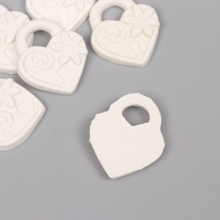 Decor for the creativity of the Polystone "Castle-heart with flower" White set 6 pcs 2.8x3 cm-1
