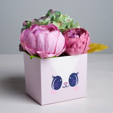 Box for flowers with the topper "Cat", 11 x 12 x 10 cm-1