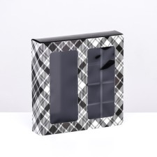 Box for 8 sweets + chocolate, with a window, 