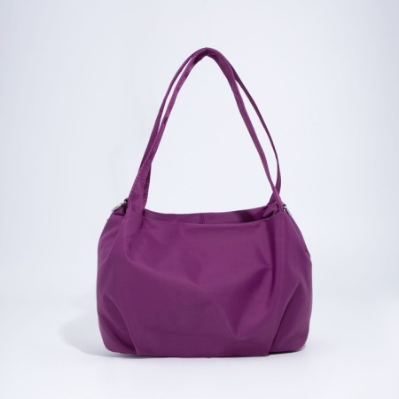Lugus bag with a zipper, purple color