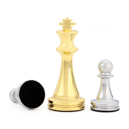 Chess, board 31 x 31 cm, King H-7 cm, Pig H-3.5 cm-3