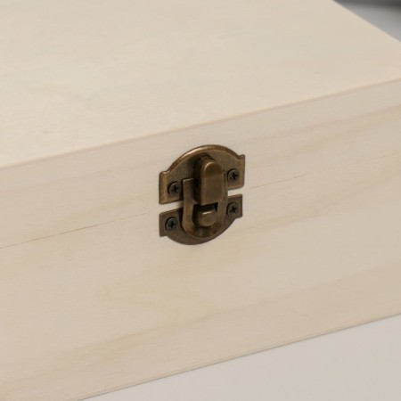 Casket Wood for painting "Square" Castle buckle 16x16x8 cm-1