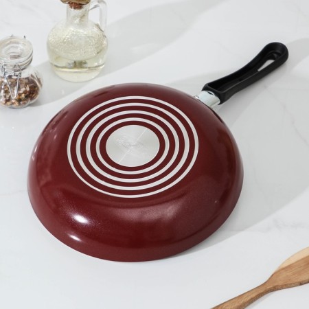 The “Expert” pan, D = 24 cm, plastic handle, anti -stick coating, burgundy color-2
