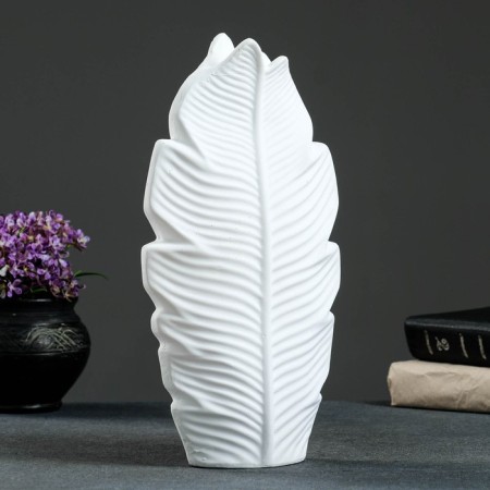 Vase "Paporotnik" white 25cm