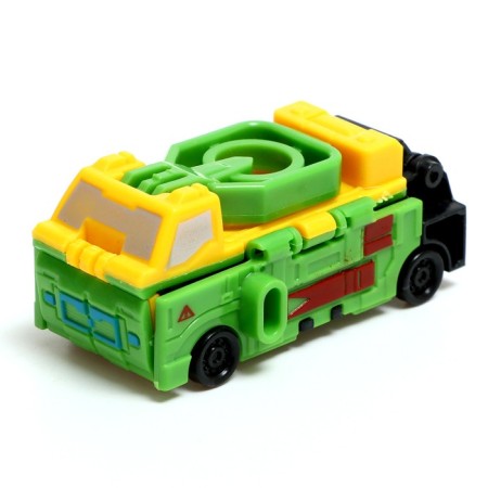 Warrior robot, transforms, assembled from 5 cars-13