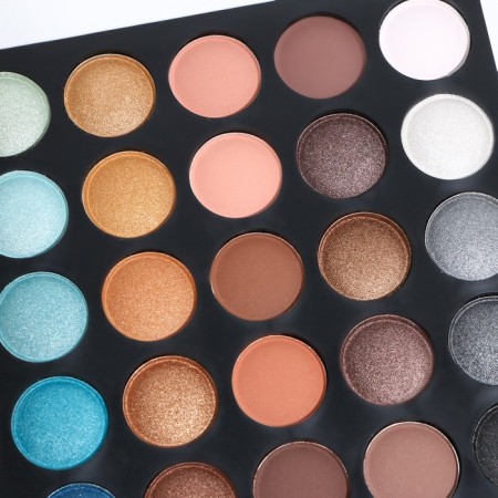 A set of decorative cosmetics (shadows for the eyelids, blush, lip gloss, correctors)-5