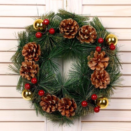 New Year's Wreath D-25 cm "Golden cones and berries"