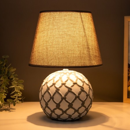 Desktop lamp with lampshade E14 40W 220V "SHILD ON THE NEW" 25x25x33cm RISALUX-2