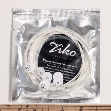 Strings for the classic guitar of Ziko DPA-028, 28-43-3