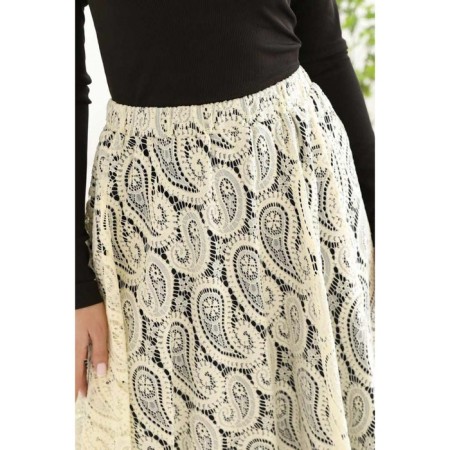 Female skirt, size 46, milk color-10