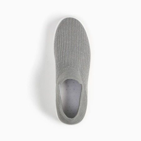 Baby sneakers (without laces), gray color, size 33-3