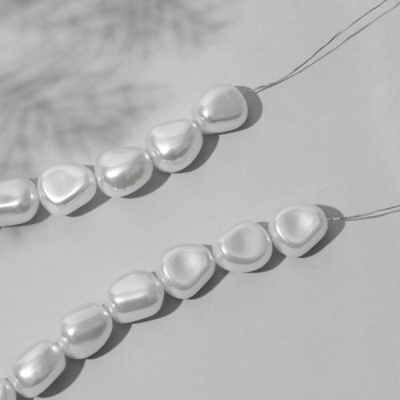Plastic beads on the “Pearls” thread 1.6 × 1.4 × 1 cm, (set 90 pcs.), White color