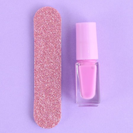 Children's nail polish varnish, lilac