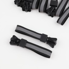 The castle automatic reflective for the zipper 