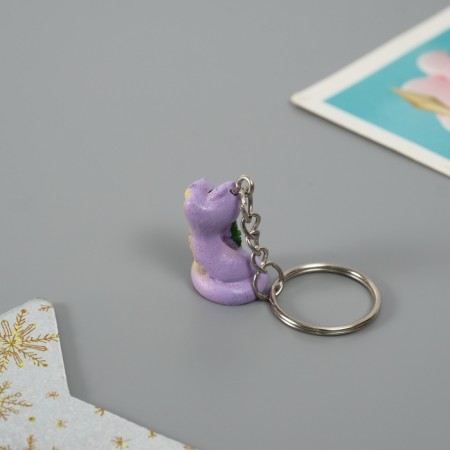 Polystone keychain "Snake with Christmas tree" mix 2x1.5x2.5 cm-3