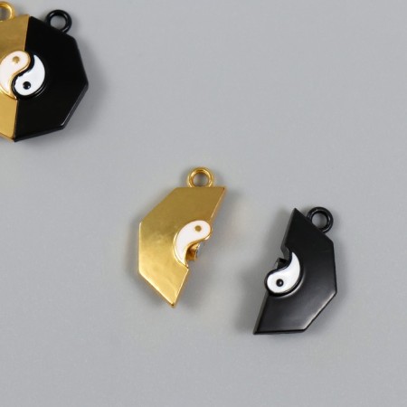 Magnetic metal lock "Yin-Yang" black and gold 2x2.2x0.5 cm-1