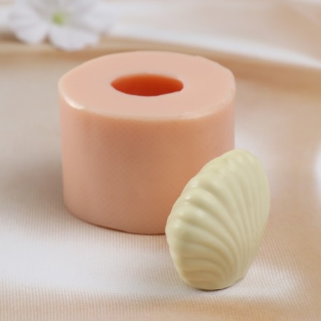 Silicone Mold "Shell" 6.2x6.2x5 cm-1