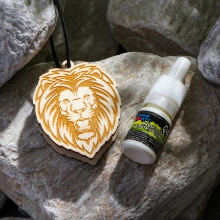 Suspension wooden lion + aromatic grapes 5 ml, zip-v.-1