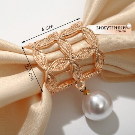 The cloak for a scarf "Four Liber" with bead, the color is white in pink gold-6