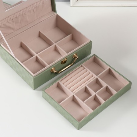 Casket to the leatherette for jewelry "Case. Chess" Green 17.5x24x9 cm-3