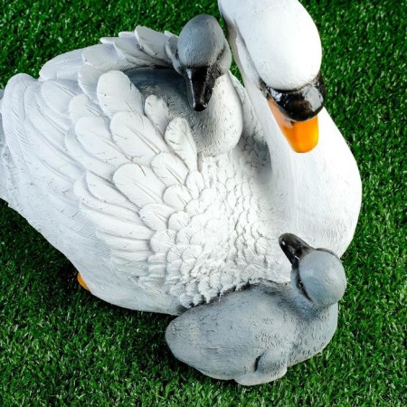 Garden figure "Swan with chicks" 30x20x23cm-3