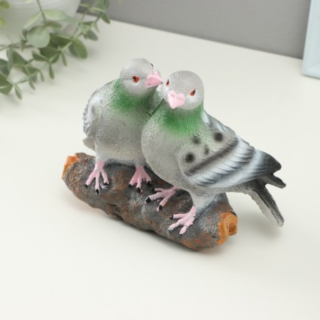 Figure "Pigeons in love" 7x18.5x15cm-4