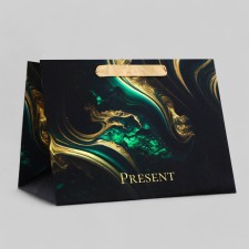 Gift Pack Laminated with a wide bottom, 