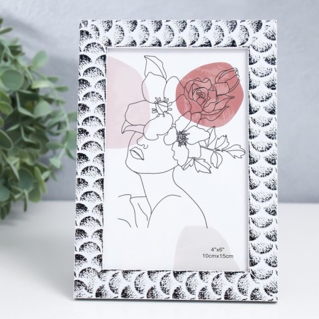 Photo frame plastic 10x15 cm "Moon" White with black 17.5x12.3 cm-1