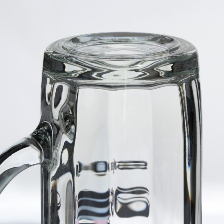Glass mug for beer "Hamburg. RAZ Frome ASHES, 500 ml, MIX drawing-4