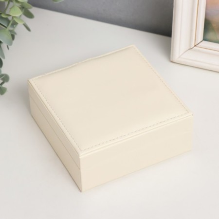 Casket to the leatherette for jewelry "Idilia. Square" White 5x12x12 cm-3