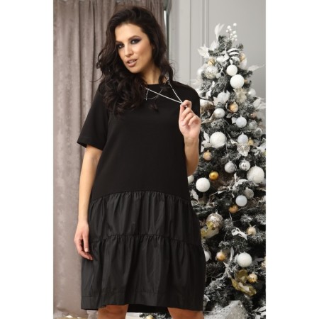 Women's dress, size 48-7