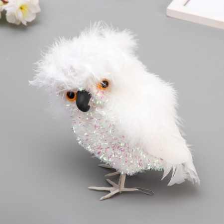 Fluffy "Slovy in sparkles" white 9x11x16 cm