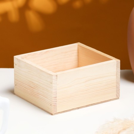 Wooden Kashpo 14.5 × 12.5 × 7.5cm Elegant, natural giving beautifully