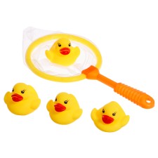A set of toys for the bath 