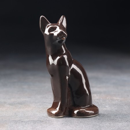 Porcelain figurine "Taika cat", black, 10cm