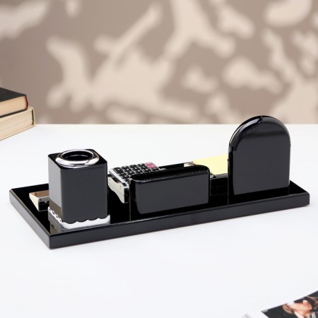 Set a desktop stationery 6B1-3