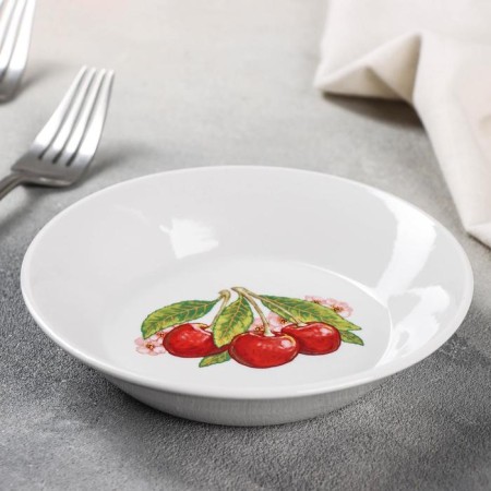 Porcelain plate "Cherry", D = 14 cm-1