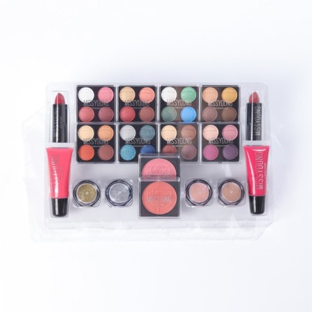 A set of professional cosmetics "Miss Young" No. 8-2