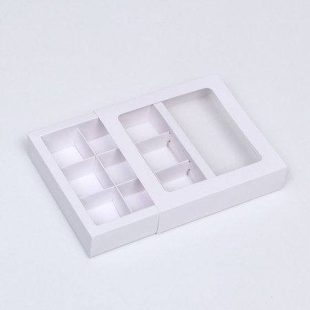 Box for 9 sweets with a shell, with a window, with thin dividers, white 14.7x14.7x3.4 cm-3