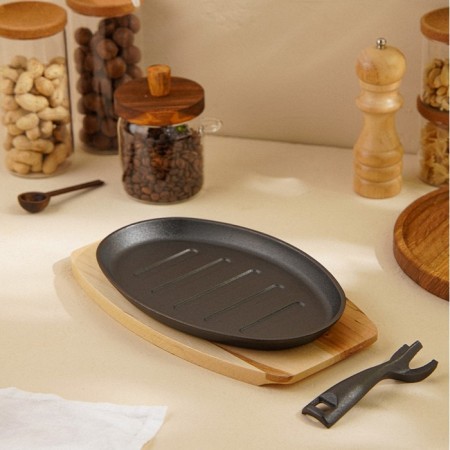 Cast -iron pan on the wooden stand Sl Home, 27 × 17.5 cm, h = 2.2 cm, black color is black-7